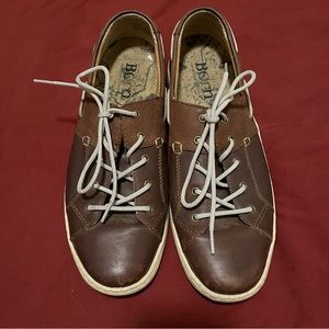 Mens BORN topsider brown leather shoes 10